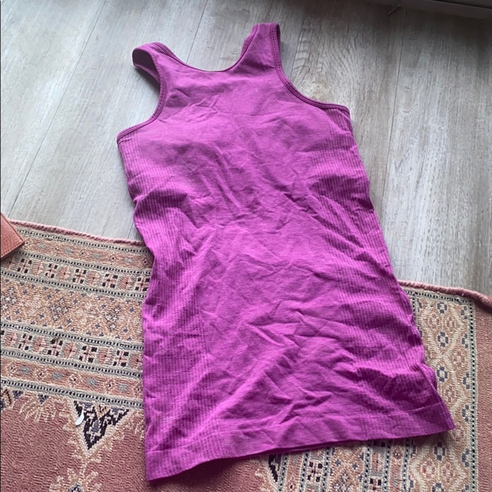 Lululemon tank top